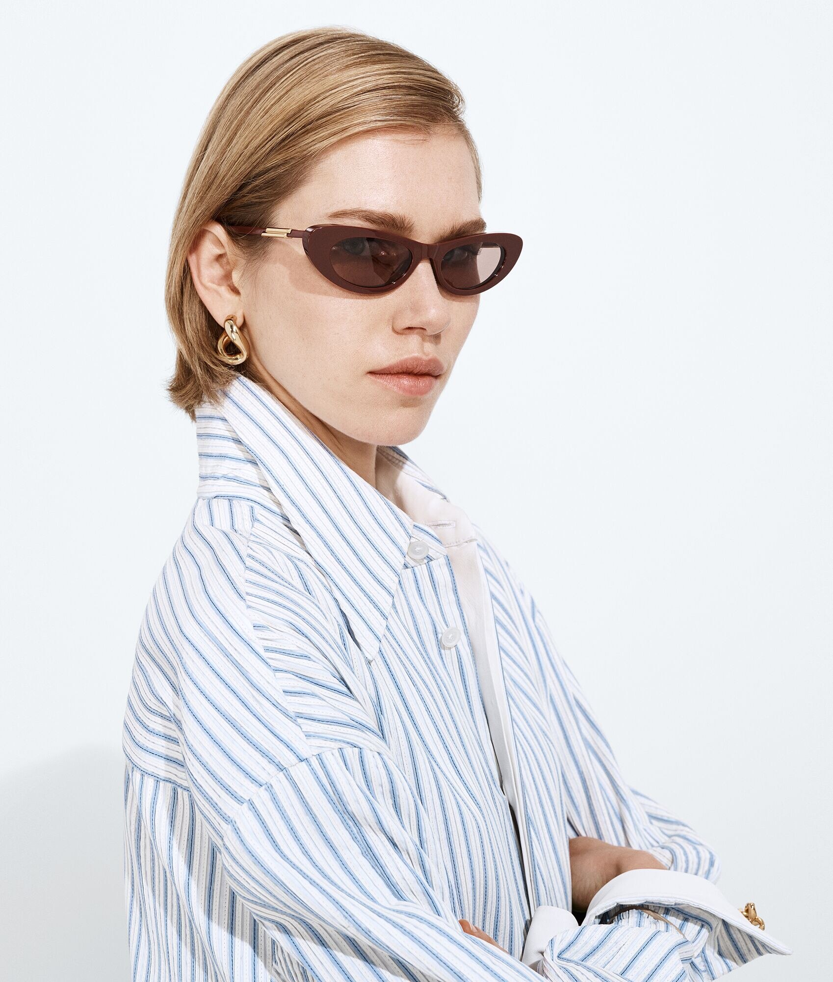 Snap Oval Sunglasses