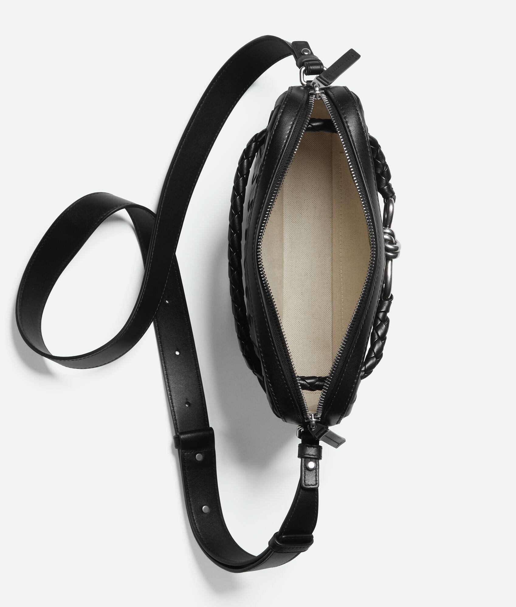 Andiamo Zipped Messenger